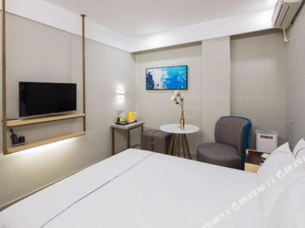 Magnotel Maglev Station Hotel